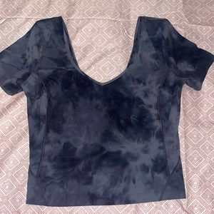 Lulu lemon Align Top. Size 6. NEVER WORN! Black and Grey